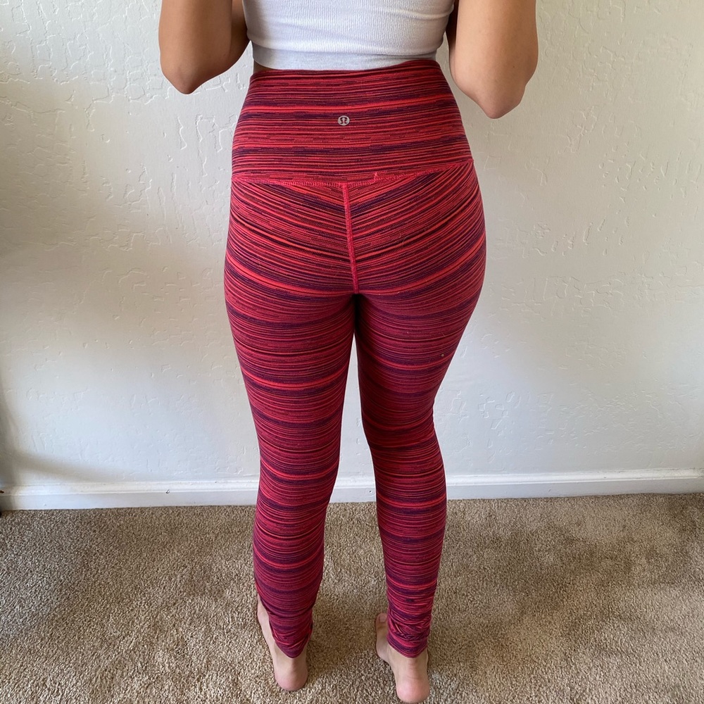 Pink Lined Pattern Lululemon Leggings - Picture 2 of 4